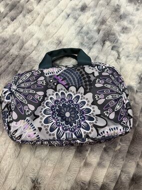NWT Vera Bradley Lighten Up Travel Organizer